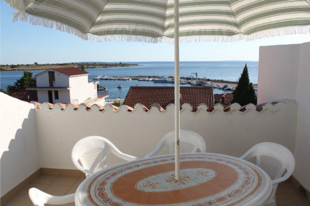 Cosmic Gate Apartments (Adults Only) Novalja Εξωτερικό φωτογραφία
